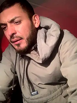 Snapshot of malek_xarx_ chatting on October 2025 01:37:01 AM malek xarx online show from October 2025 01:37:01 AM