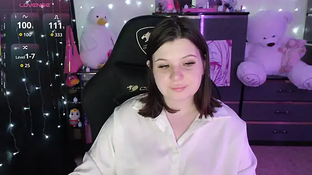 AmyVibess online show from November 2025 08:12:01 PM