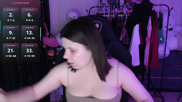 AmyVibess online show from June 2026 07:05:01 PM
