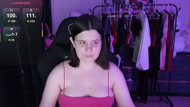 AmyVibess online show from June 2026 06:22:02 PM