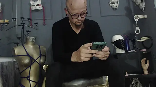 Snapshot of zain_kreigger chatting on March 2026 03:17:01 AM zain kreigger online show from March 2026 03:17:01 AM