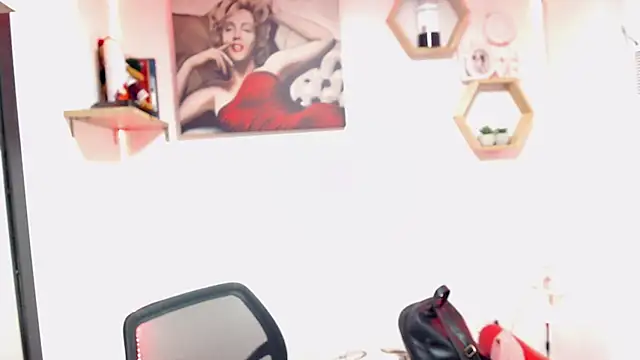 DIVAX MONSERRAT online show from October 2025 05:44:01 PM