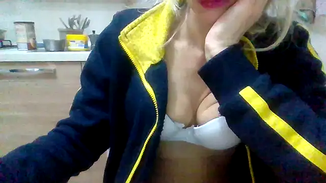 Kelly80 online show from March 2026 04:40:01 AM