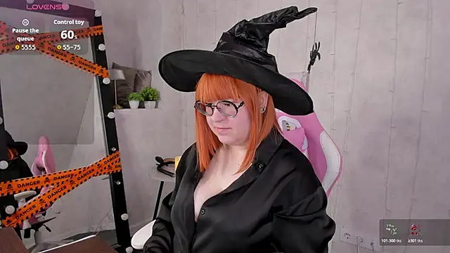 Snapshot of Michelle_Wilsson chatting on October 2025 06:06:02 AM Michelle Wilsson online show from October 2025 06:06:02 AM