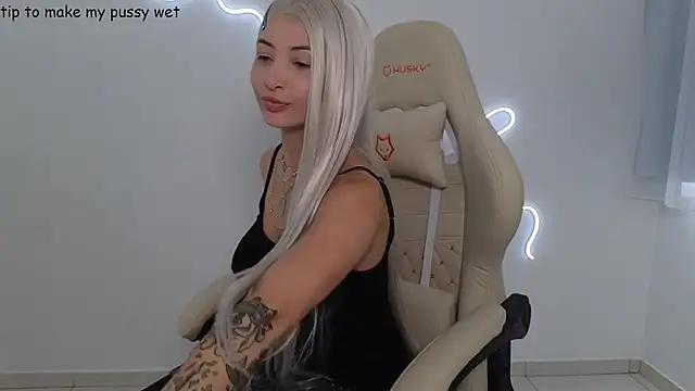 Snapshot of Miss-Brazil chatting on February 2026 12:34:02 PM Miss-Brazil online show from February 2026 12:34:02 PM