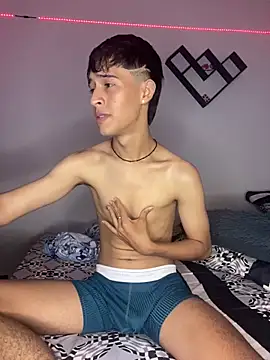 Snapshot of Danny_cute_05 chatting on September 2025 01:18:02 AM Danny cute 05 online show from September 2025 01:18:02 AM