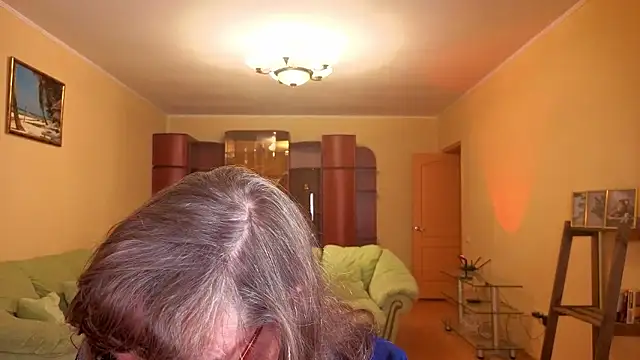 Snapshot of Betty_Brick chatting on January 2026 02:53:02 PM Betty Brick online show from January 2026 02:53:02 PM