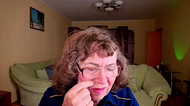 Snapshot of Betty_Brick chatting on January 2026 06:17:01 AM Betty Brick online show from January 2026 06:17:01 AM