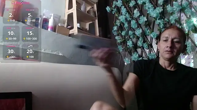 Snapshot of darling_hott chatting on February 2026 10:31:02 AM darling hott online show from February 2026 10:31:02 AM