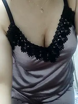 Snapshot of linakhalifa chatting on September 2025 08:58:02 PM linakhalifa online show from September 2025 08:58:02 PM