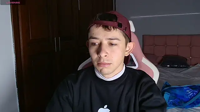 Snapshot of Aleecandrews chatting on October 2025 07:12:01 PM Aleecandrews online show from October 2025 07:12:01 PM