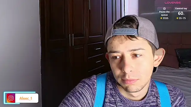 Snapshot of Aleecandrews chatting on October 2025 07:16:01 PM Aleecandrews online show from October 2025 07:16:01 PM