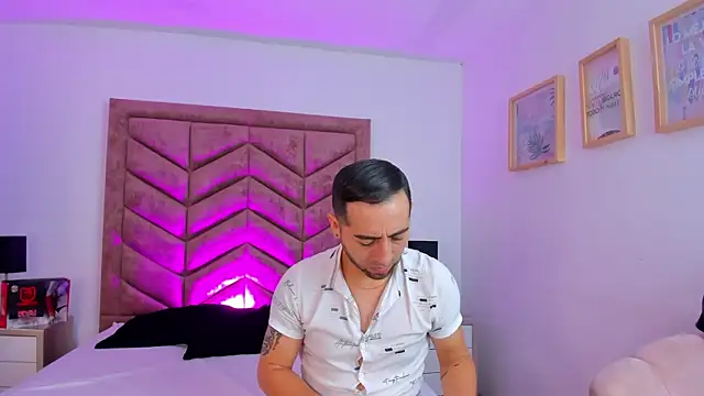 Lushian  online show from September 2025 03:14:01 PM