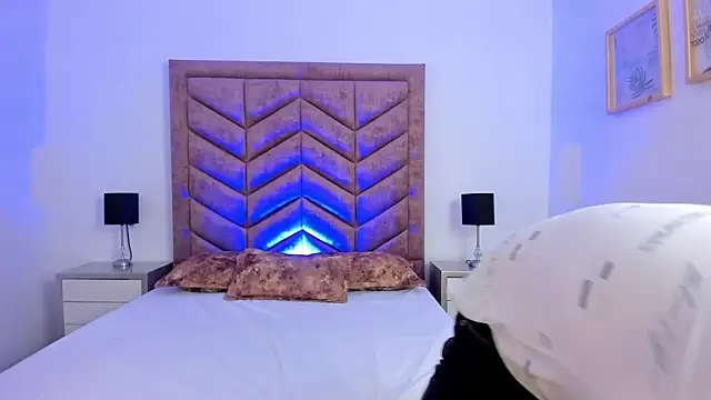 Lushian  online show from November 2025 03:30:02 PM