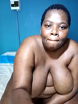 Snapshot of CuteHugeAxx chatting on October 2025 03:14:02 PM CuteHugeAxx online show from October 2025 03:14:02 PM