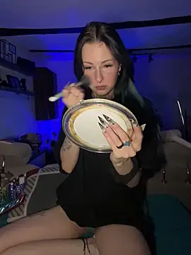 Seductively4 20 online show from December 2025 04:57:01 PM