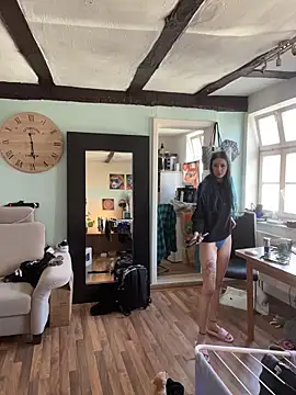 Seductively4 20 online show from March 2026 09:14:01 AM