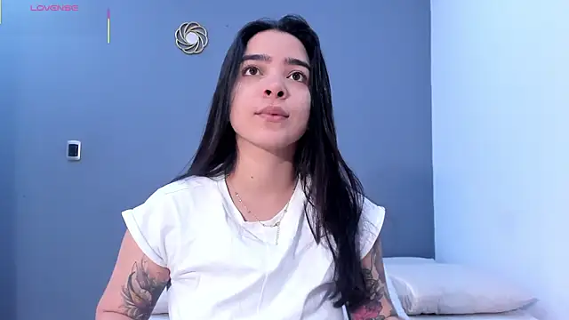 KamilaBetancourt online show from June 2026 12:40:01 PM