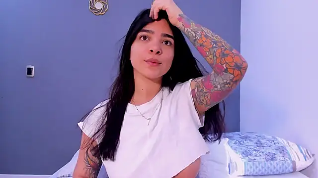 KamilaBetancourt online show from June 2026 12:49:01 PM