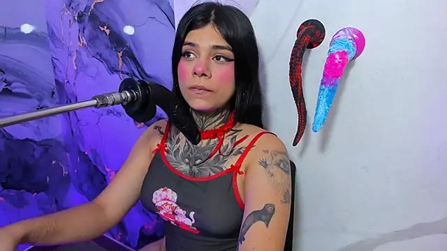 Emily Evo online show from June 2026 11:58:01 AM