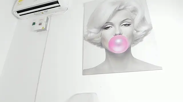 Akiraht online show from September 2025 09:17:02 PM