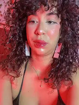 collins Daph online show from September 2025 03:16:02 PM