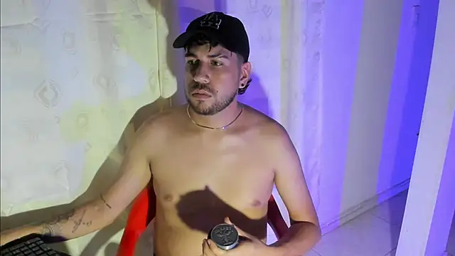 alehot223 online show from December 2025 01:10:01 AM