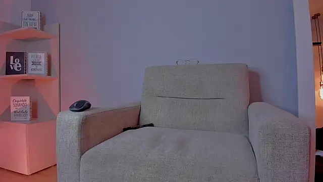 KylliamLevis online show from June 2026 08:09:02 PM