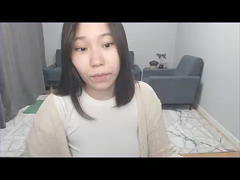 Snapshot of chew_me chatting on January 2026 05:48:01 PM chew me online show from January 2026 05:48:01 PM