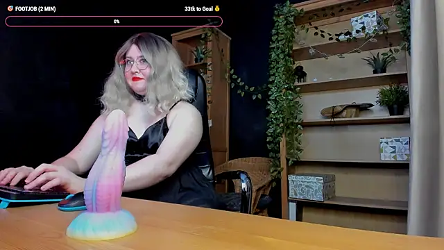 Snapshot of Ellis_Nova chatting on October 2025 09:39:01 AM Ellis Nova online show from October 2025 09:39:01 AM