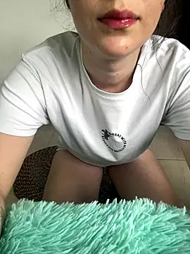 Snapshot of Megan_colsom chatting on November 2025 03:03:02 PM Megan colsom online show from November 2025 03:03:02 PM