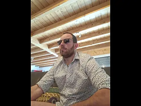 BrunJulienMetis online show from January 2026 12:07:01 PM