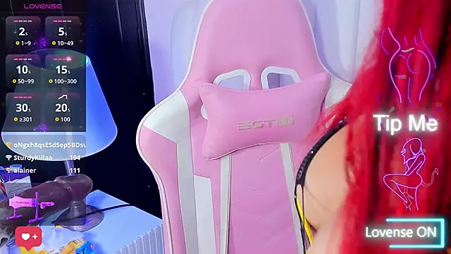 Snapshot of sharlotthe_bigass chatting on September 2025 11:08:01 PM sharlotthe bigass online show from September 2025 11:08:01 PM