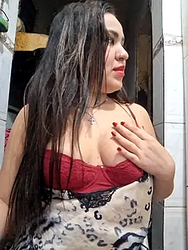 Snapshot of juliaYalla chatting on September 2025 05:07:02 AM juliaYalla online show from September 2025 05:07:02 AM
