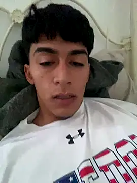 BadboyXXXMZ online show from October 2025 01:07:01 PM