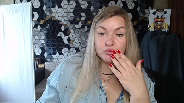 NikaSkylink online show from May 2026 04:54:01 AM