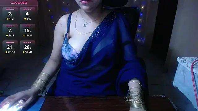Divvya  online show from April 2026 07:05:01 PM