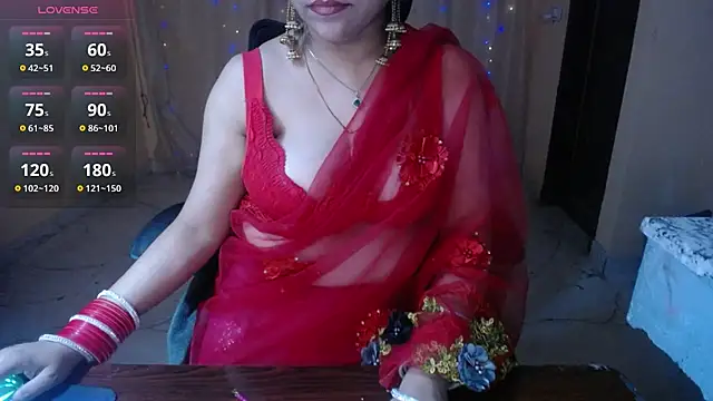 Divvya  online show from May 2026 07:11:02 PM