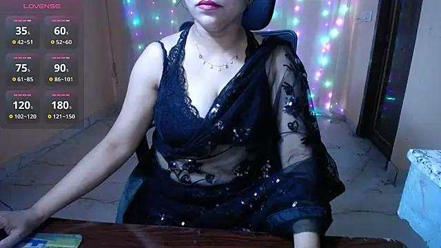 Divvya  online show from June 2026 06:43:01 PM