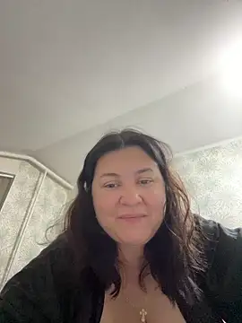 Liza Will online show from October 2025 09:37:01 PM