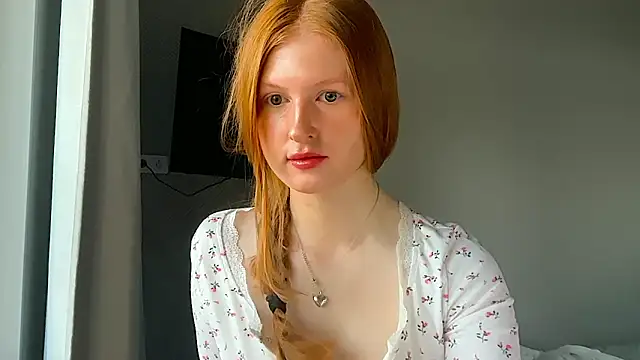LuxXAngel online show from June 2026 01:03:01 AM