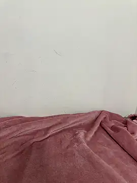 Snapshot of YourSlutBoySl chatting on November 2025 07:03:01 AM YourSlutBoySl online show from November 2025 07:03:01 AM