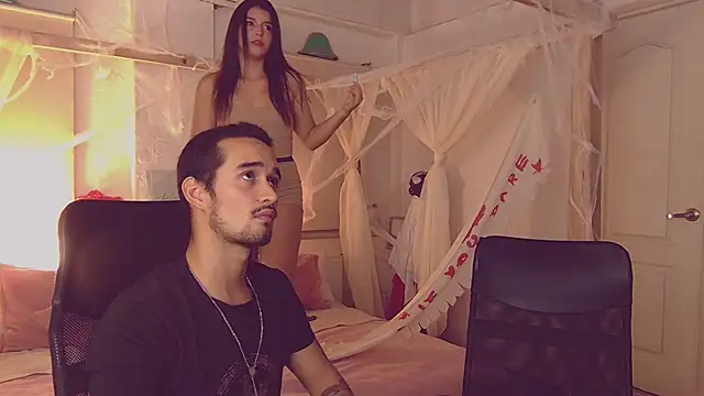 Snapshot of Laila_asher chatting on October 2025 07:05:02 AM Laila asher online show from October 2025 07:05:02 AM