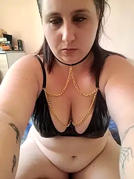 Mlle-S online show from April 2026 07:45:01 AM