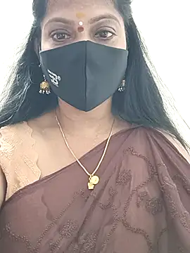 shivani27 online show from November 2025 05:56:02 PM