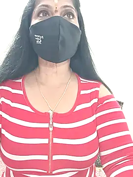 shivani27 online show from May 2026 06:59:01 PM