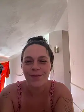 MamaSpicy online show from July 2026 02:01:02 PM