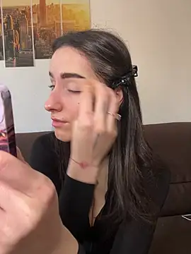 Snapshot of AriaAdda chatting on February 2026 12:49:01 PM AriaAdda online show from February 2026 12:49:01 PM