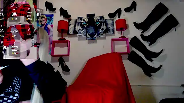 blondehot5v online show from October 2025 12:15:01 PM