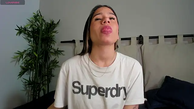 Rachell criss online show from April 2026 04:06:01 AM
